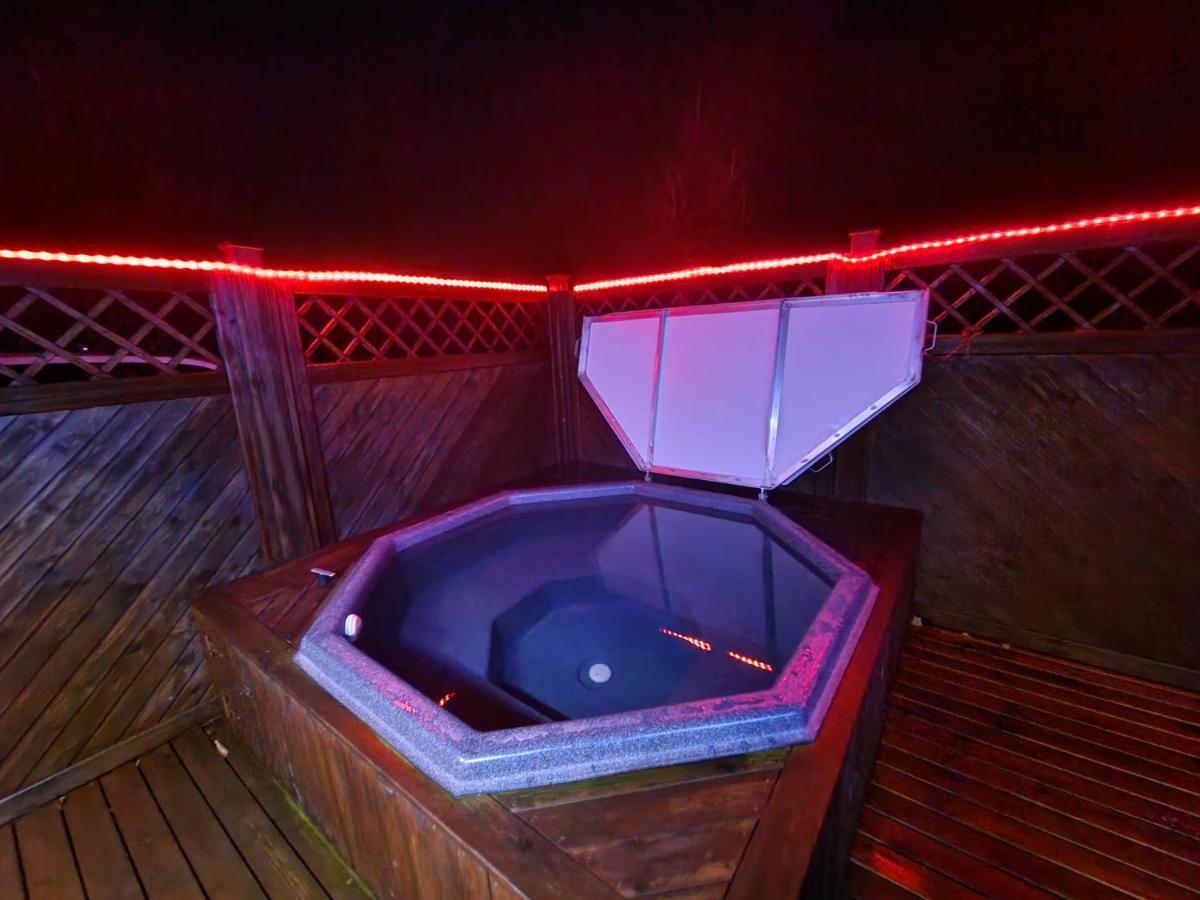 Golden Circle Cabin, Hot Tub Villa Geysir Bagian luar foto